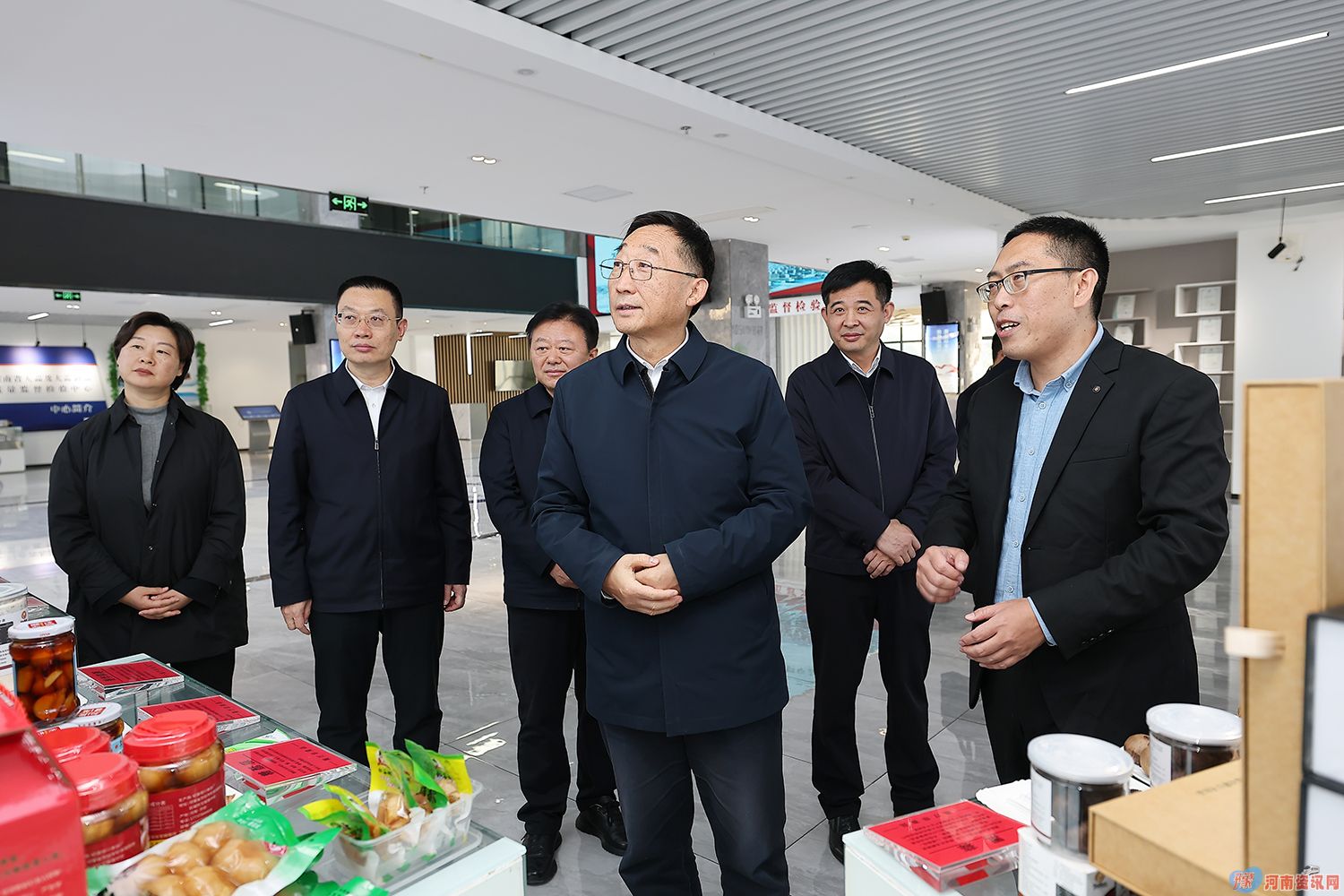 刘宁到开封兰考县杞县龙亭区宣讲全会精神并调研时强调