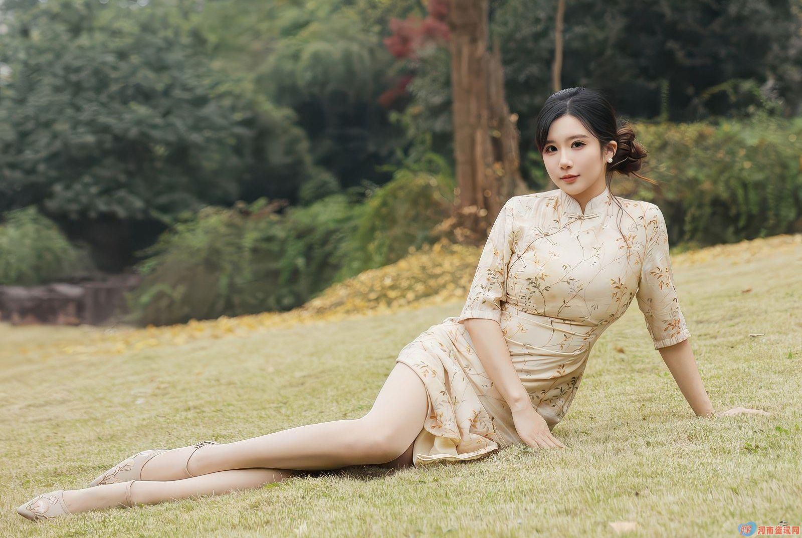 小肉肉咪旗袍秀